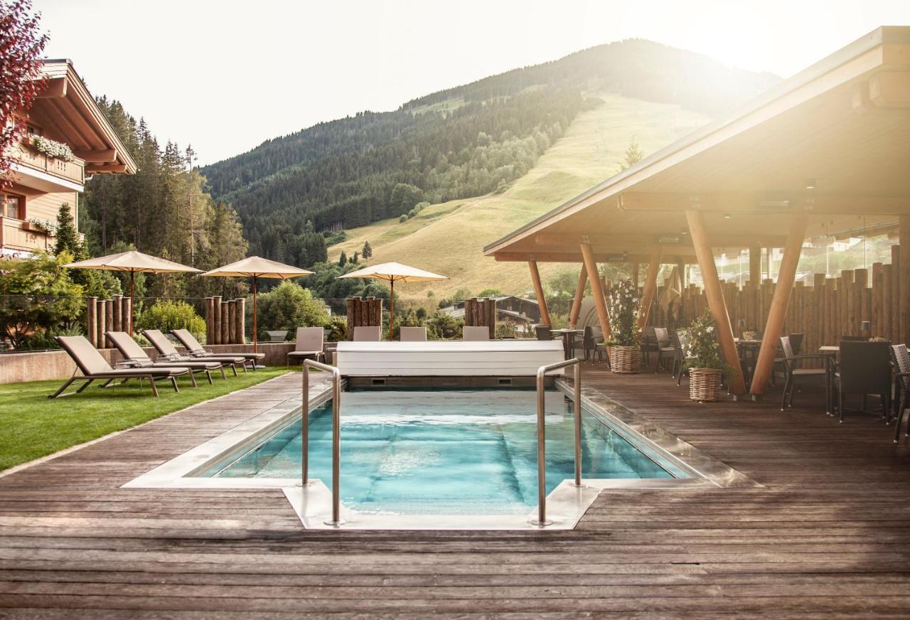 Hotel Sonnegg Saalbach-Hinterglemm Dış mekan fotoğraf